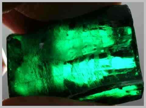 Cubic Zirconia, Emerald-green